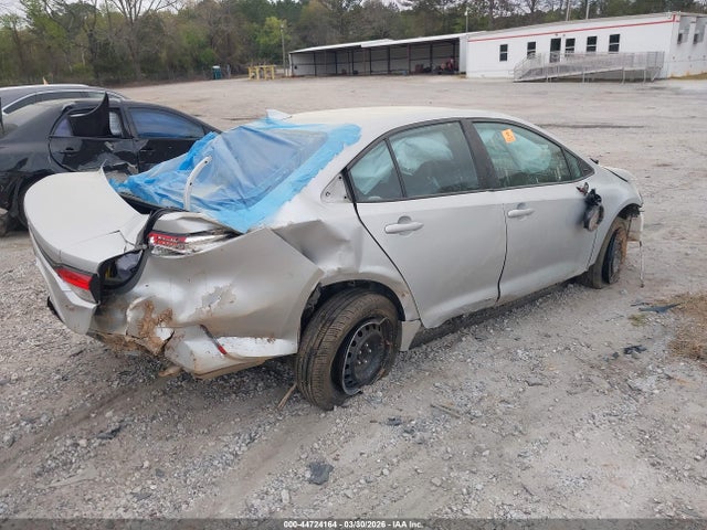 Toyota COROLLA LE 2021 5YFEPMAE2MP166955 Image 4