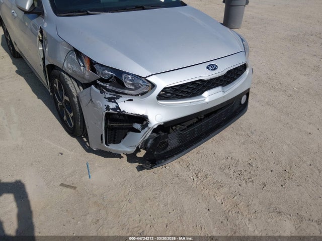 44724212 :رقم المزاد ، 3KPF24AD5ME375280 vin ، 2021 Kia Forte Lxs مزاد بيع