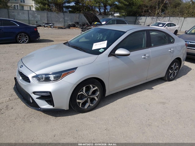 44724212 :رقم المزاد ، 3KPF24AD5ME375280 vin ، 2021 Kia Forte Lxs مزاد بيع