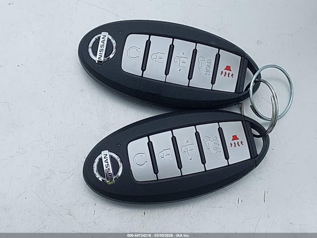 JN8AT3DD8MW317137 Nissan Rogue Platinum Intelligent Awd