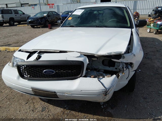 44724222 :رقم المزاد ، 2FAFP73VX8X115925 vin ، 2008 Ford Crown Victoria Standard مزاد بيع