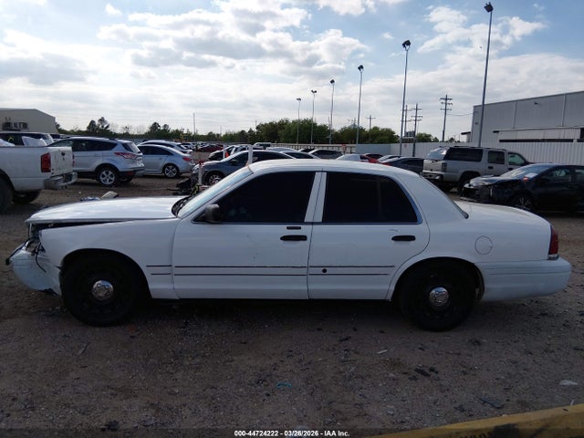 44724222 :رقم المزاد ، 2FAFP73VX8X115925 vin ، 2008 Ford Crown Victoria Standard مزاد بيع