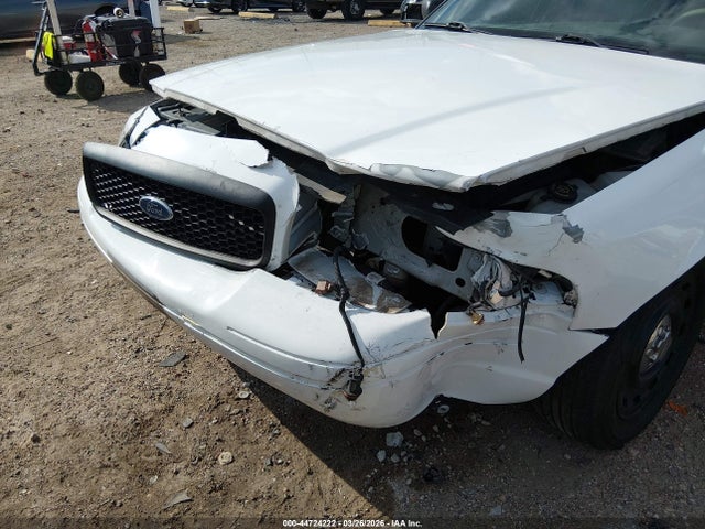 44724222 :رقم المزاد ، 2FAFP73VX8X115925 vin ، 2008 Ford Crown Victoria Standard مزاد بيع