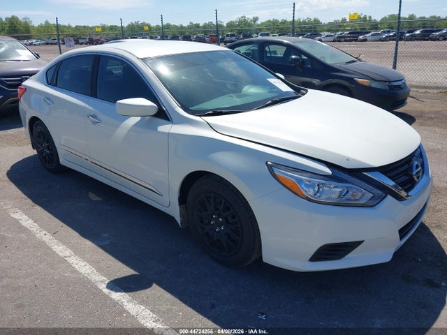 Aukcja sprzedaży 2017 Nissan Altima 2.5 S, vin: 1N4AL3AP3HC123297, numer aukcji: 44724255