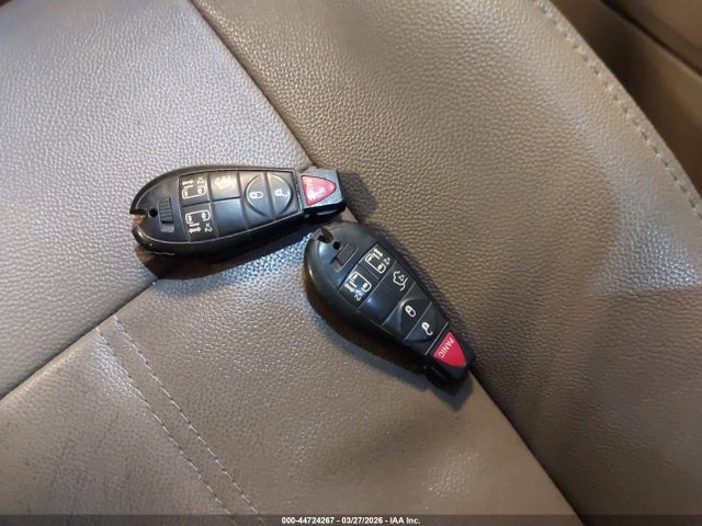 44724267 :رقم المزاد ، 2C4RC1BG2GR291017 vin ، 2016 Chrysler Town & Country Touring مزاد بيع