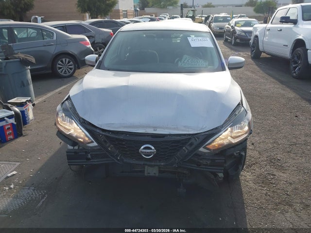 3N1AB7AP0KY272871 Nissan SENTRA SV