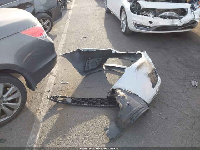 3N1AB7AP0KY272871 Nissan SENTRA SV