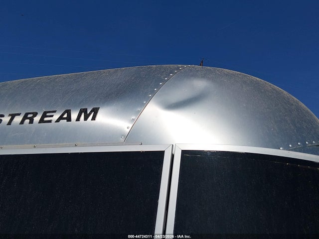 1ZTX9YJ25EJ530311 Airstream Other