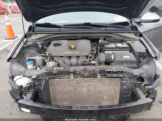 44724338 :رقم المزاد ، 5NPD84LF7JH305355 vin ، 2018 Hyundai Elantra Sel مزاد بيع