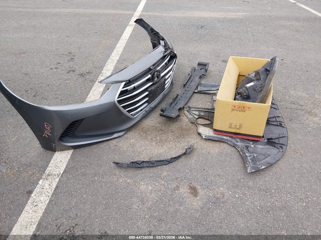 44724338 :رقم المزاد ، 5NPD84LF7JH305355 vin ، 2018 Hyundai Elantra Sel مزاد بيع