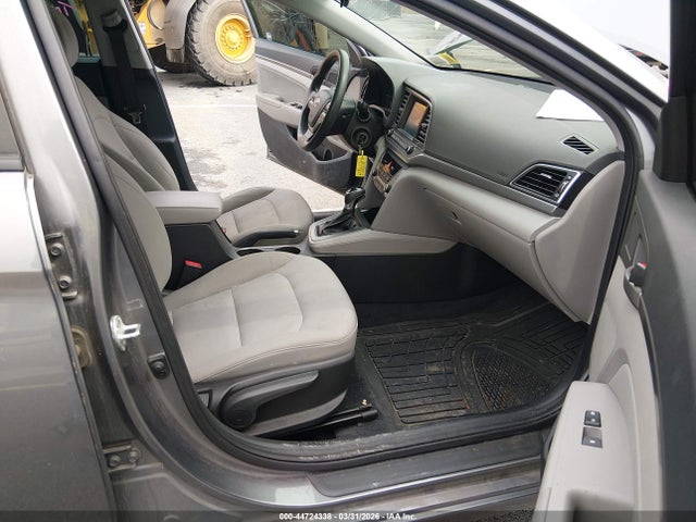 44724338 :رقم المزاد ، 5NPD84LF7JH305355 vin ، 2018 Hyundai Elantra Sel مزاد بيع