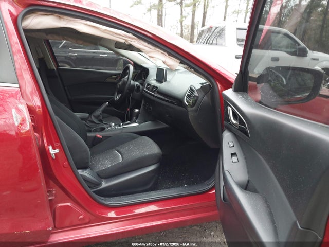 Продажа на аукционе авто 2016 Mazda Mazda3 I Sport, vin: JM1BM1U75G1302527, номер лота: 44724357