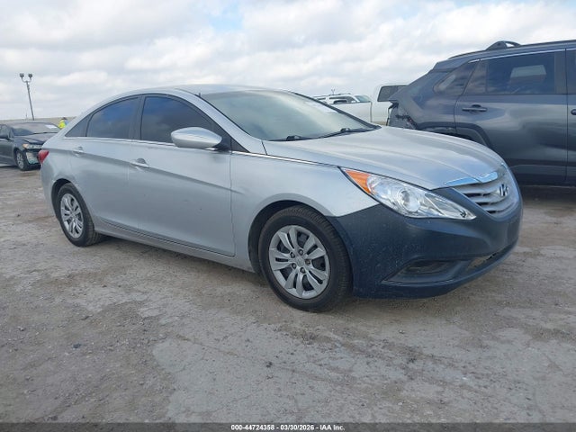 2011 HYUNDAI SONATA 5NPEB4AC6BH032327