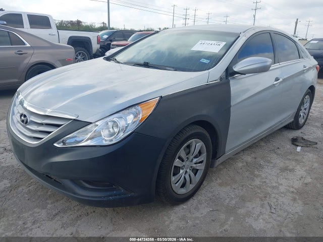 2011 HYUNDAI SONATA 5NPEB4AC6BH032327 Photo 1