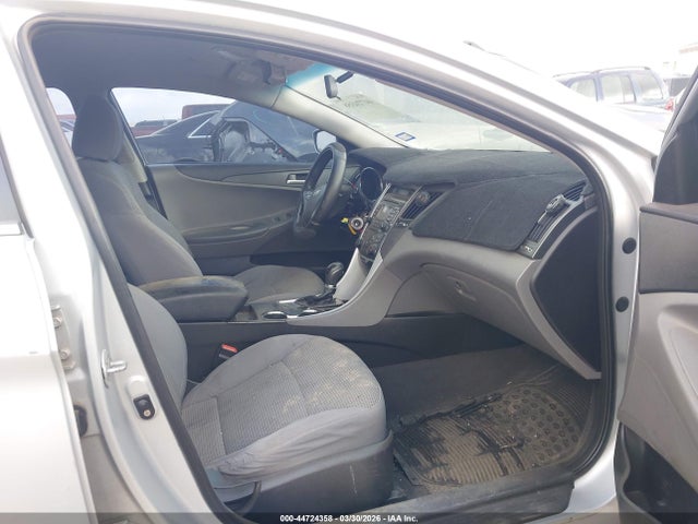 2011 HYUNDAI SONATA 5NPEB4AC6BH032327 Photo 4