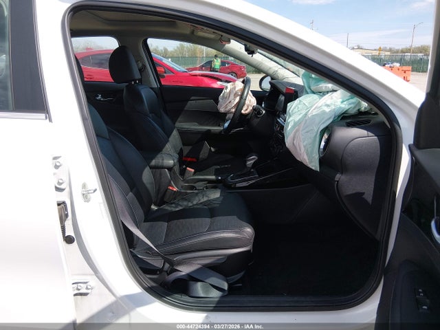 3KPF54AD4ME388223 KIA FORTE EX