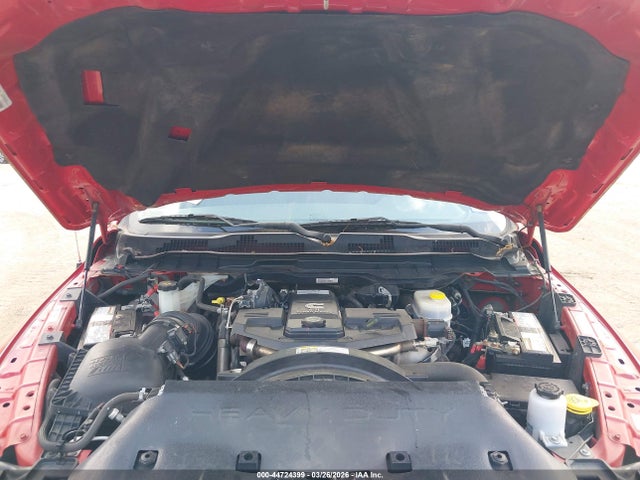 44724399 :رقم المزاد ، 3C63RRGL9JG138955 vin ، 2018 Ram 3500 Tradesman  4x4 8' Box مزاد بيع