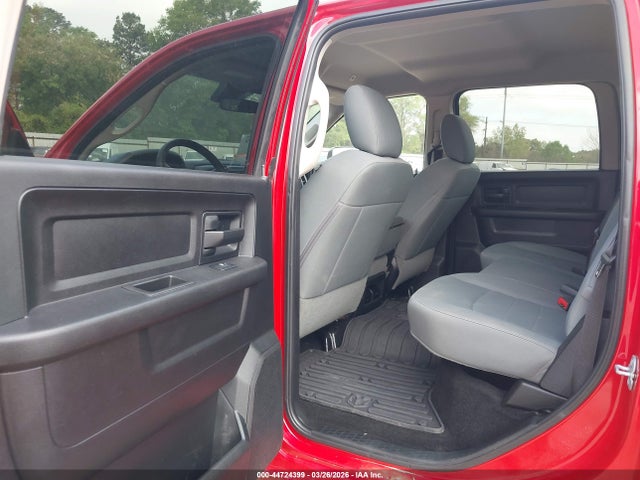 44724399 :رقم المزاد ، 3C63RRGL9JG138955 vin ، 2018 Ram 3500 Tradesman  4x4 8' Box مزاد بيع