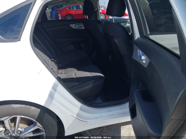 2024 Kia Forte Lxs მანქანა იყიდება აუქციონზე, vin: 3KPF24AD2RE766698, აუქციონის ნომერი: 44724400