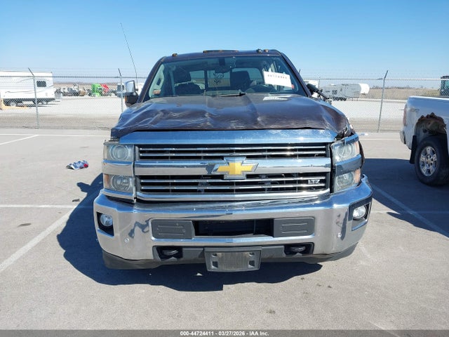 2016 Chevrolet Silverado 2500hd Ltz მანქანა იყიდება აუქციონზე, vin: 1GC1KWEG6GF138009, აუქციონის ნომერი: 44724411