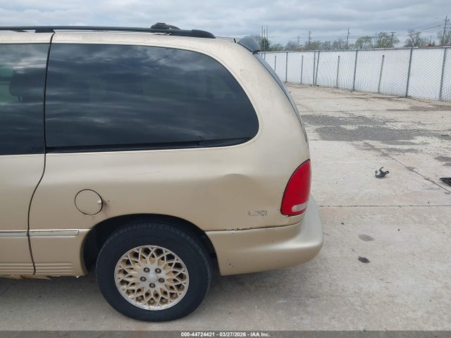 Продажа на аукционе авто 1998 Chrysler Town & Country Lxi, vin: 1C4GP64L8WB542252, номер лота: 44724421
