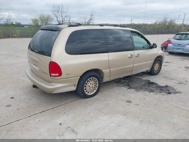 Продажа на аукционе авто 1998 Chrysler Town & Country Lxi, vin: 1C4GP64L8WB542252, номер лота: 44724421
