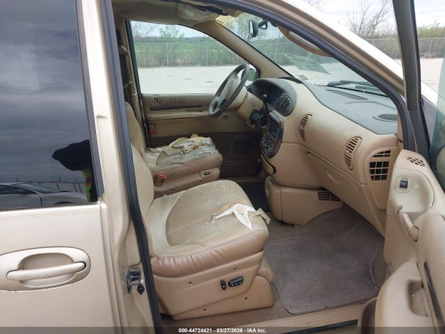 Продажа на аукционе авто 1998 Chrysler Town & Country Lxi, vin: 1C4GP64L8WB542252, номер лота: 44724421