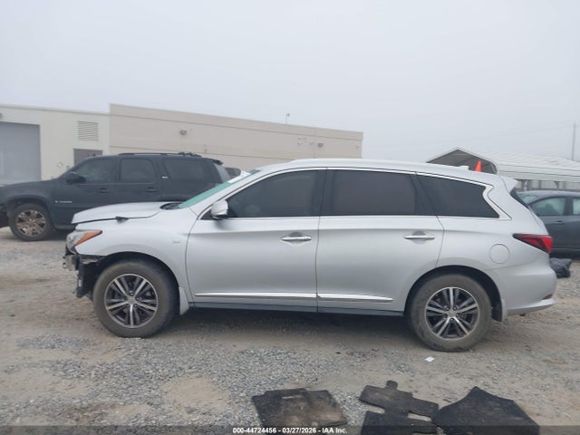 2017 Infiniti Qx60 მანქანა იყიდება აუქციონზე, vin: 5N1DL0MN2HC555102, აუქციონის ნომერი: 44724456