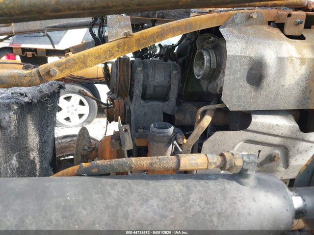 44724473 :رقم المزاد ، L06330H662613 vin ، 2011 John Deere 6330 Tractor مزاد بيع