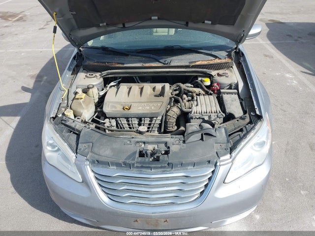 2013 CHRYSLER 200 1C3CCBAB4DN588630 Photo 9