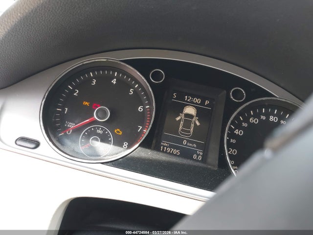 44724584 :رقم المزاد ، WVWMN7AN3CE515605 vin ، 2012 Volkswagen Cc Sport مزاد بيع