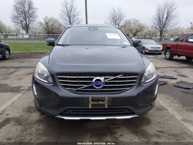Продажа на аукционе авто 2015 Volvo Xc60 T6, vin: YV4902RK3F2721477, номер лота: 44724588