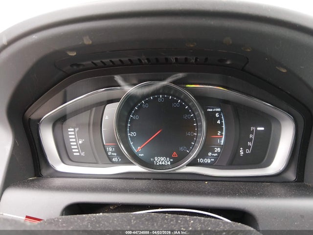 Продажа на аукционе авто 2015 Volvo Xc60 T6, vin: YV4902RK3F2721477, номер лота: 44724588