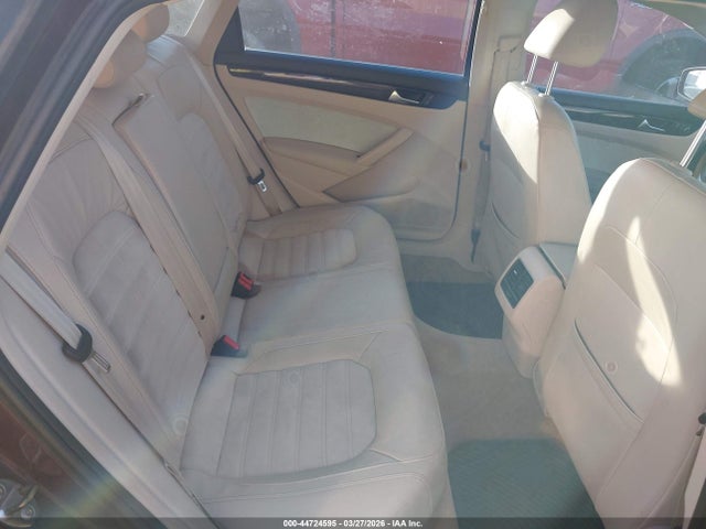 Aukcja sprzedaży 2014 Volkswagen Passat 2.0l Tdi Sel Premium, vin: 1VWCN7A33EC096337, numer aukcji: 44724595