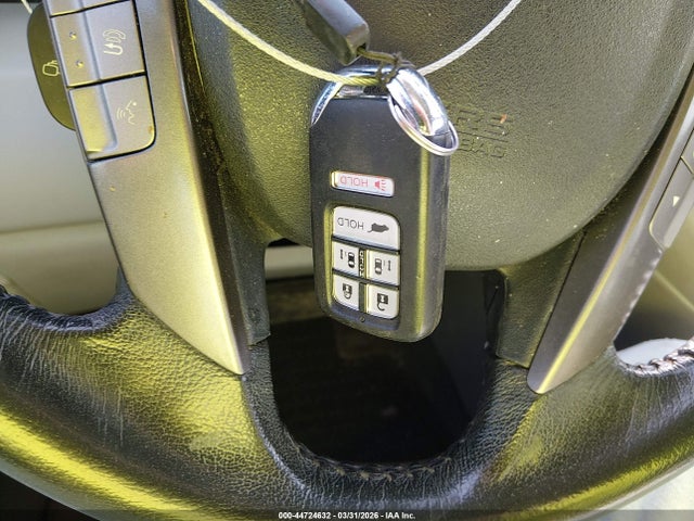 Продажа на аукционе авто 2015 Honda Odyssey Touring/touring Elite, vin: 5FNRL5H90FB507554, номер лота: 44724632