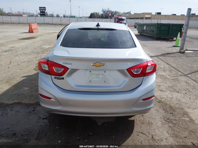 1G1BC5SM0H7116694 Chevrolet Cruze Ls Auto