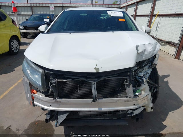 2014 Chevrolet Volt მანქანა იყიდება აუქციონზე, vin: 1G1RE6E4XEU154196, აუქციონის ნომერი: 44724654