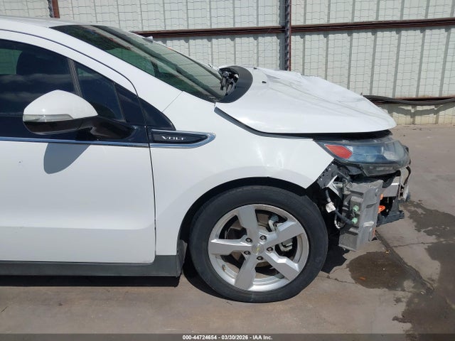 2014 Chevrolet Volt მანქანა იყიდება აუქციონზე, vin: 1G1RE6E4XEU154196, აუქციონის ნომერი: 44724654