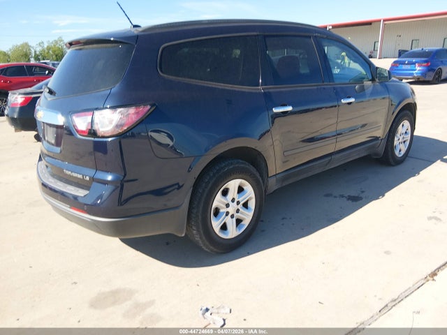 Chevrolet Traverse Ls 2015 1GNKRFED2FJ251223 Image 4