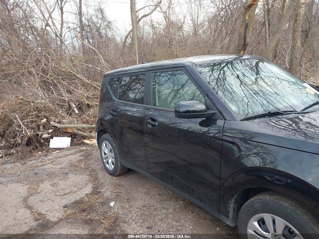 44724718 :رقم المزاد ، KNDJ23AU4P7845159 vin ، 2023 Kia Soul Lx مزاد بيع
