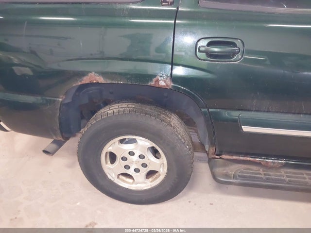 2004 Chevrolet Tahoe Lt მანქანა იყიდება აუქციონზე, vin: 1GNEK13Z04J301990, აუქციონის ნომერი: 44724729