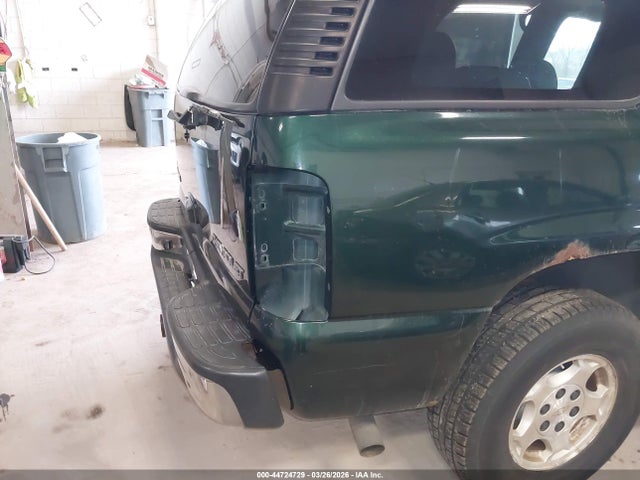 2004 Chevrolet Tahoe Lt მანქანა იყიდება აუქციონზე, vin: 1GNEK13Z04J301990, აუქციონის ნომერი: 44724729