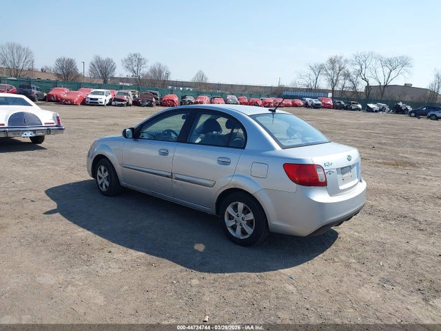 2011 KIA RIO KNADH4A32B6911180 Photo 2