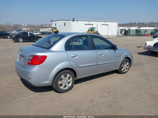 2011 KIA RIO KNADH4A32B6911180 Photo 3