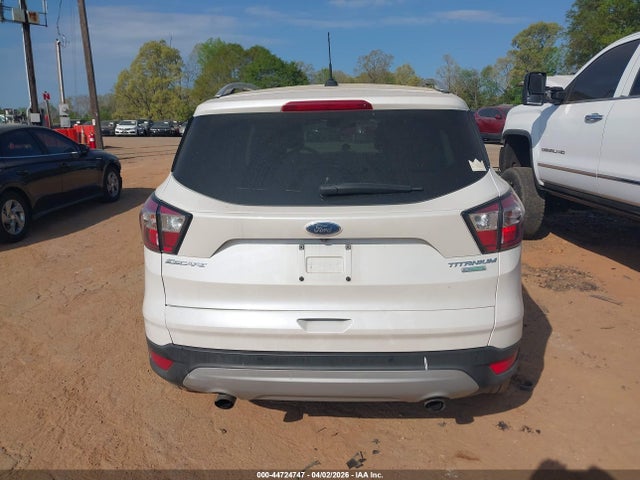 44724747 :رقم المزاد ، 1FMCU0J94HUE35067 vin ، 2017 Ford Escape Titanium مزاد بيع