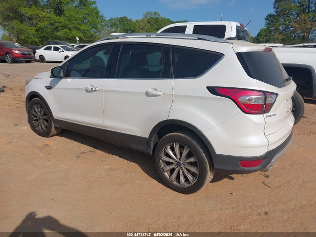 44724747 :رقم المزاد ، 1FMCU0J94HUE35067 vin ، 2017 Ford Escape Titanium مزاد بيع