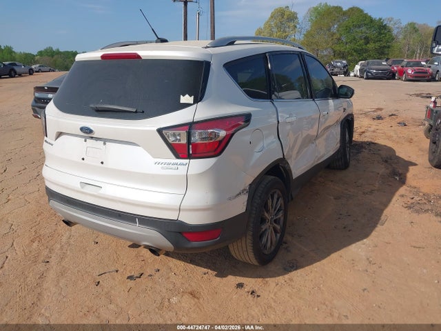 44724747 :رقم المزاد ، 1FMCU0J94HUE35067 vin ، 2017 Ford Escape Titanium مزاد بيع