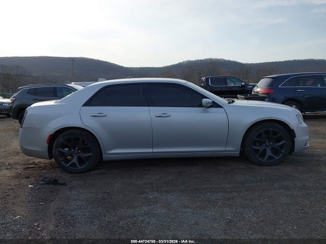Продажа на аукционе авто 2021 Chrysler 300 300s, vin: 2C3CCABG7MH532887, номер лота: 44724750