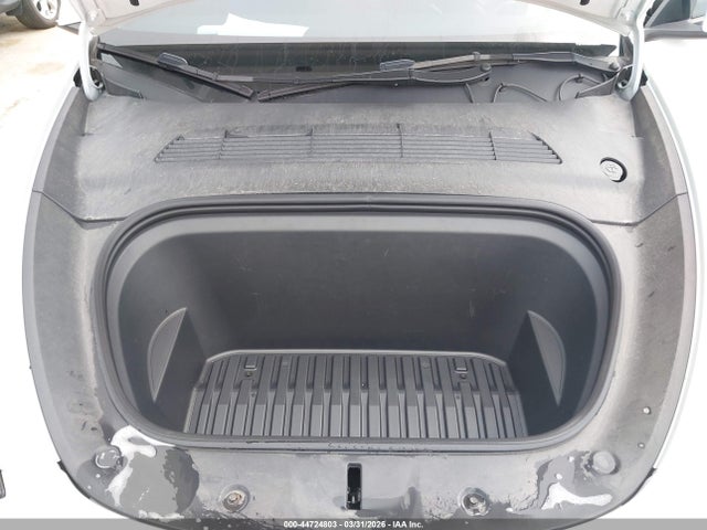Продаж на аукціоні авто 2023 Tesla Model Y Awd/long Range Dual Motor All-wheel Drive, vin: 7SAYGDEEXPF809174, номер лоту: 44724803