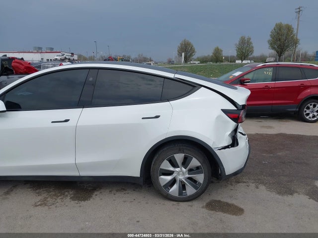 Продаж на аукціоні авто 2023 Tesla Model Y Awd/long Range Dual Motor All-wheel Drive, vin: 7SAYGDEEXPF809174, номер лоту: 44724803